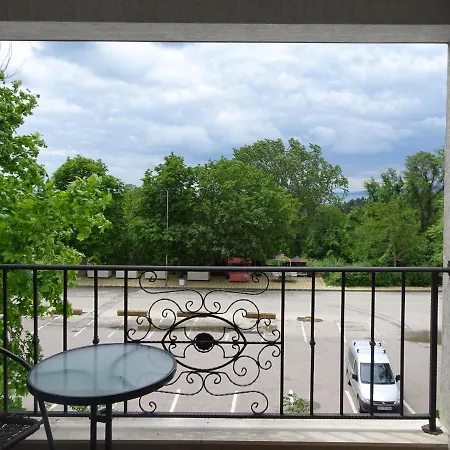 Appartement Private In White Rock Castle Balchik