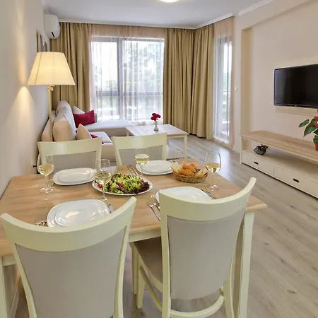 Private In White Rock Castle Apartmán